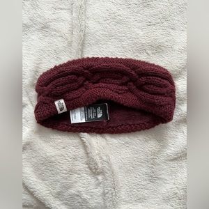 *NEW/NEVER WORN!* The North Face Burgundy Fleece Lined Headbad